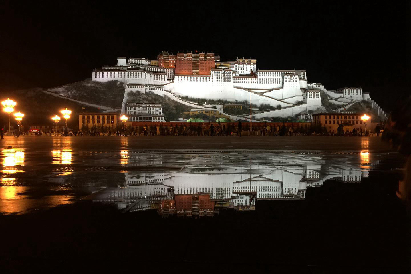 真正的自由自在 : 拉薩